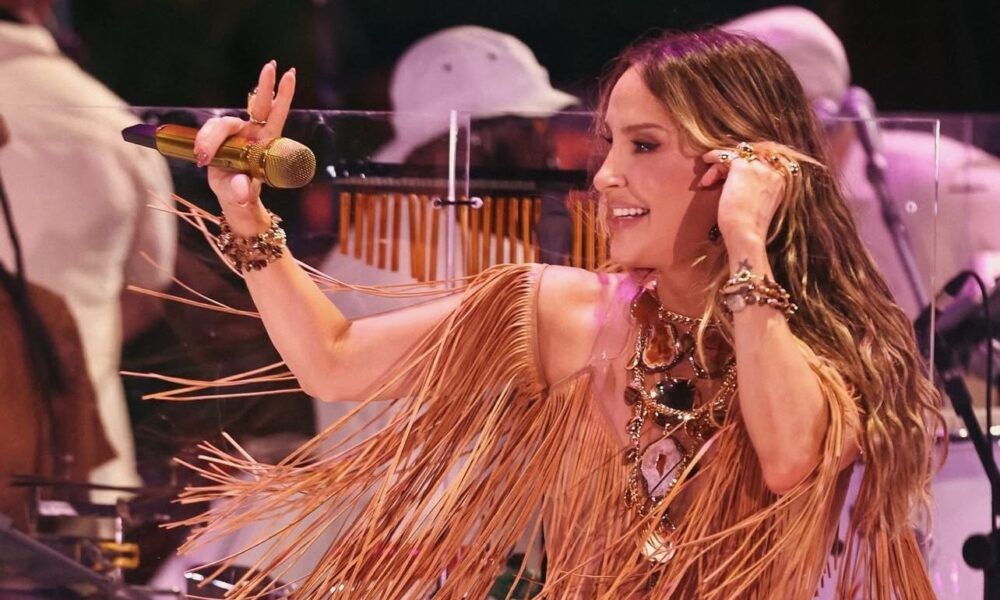 Claudia Leitte realiza o Soul D’Rua, confira as fotos