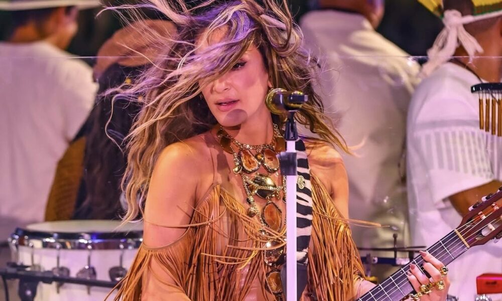Claudia Leitte realiza o Soul D’Rua, confira as fotos