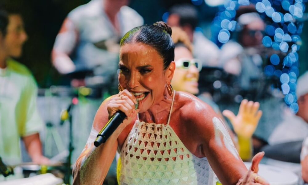 Ivete participa do ensaio da Timbalada