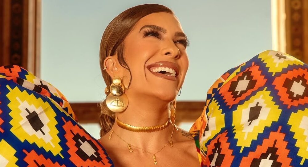 Fotos da Noite da Aclamação comandada por Léo Santana e Lore Improta