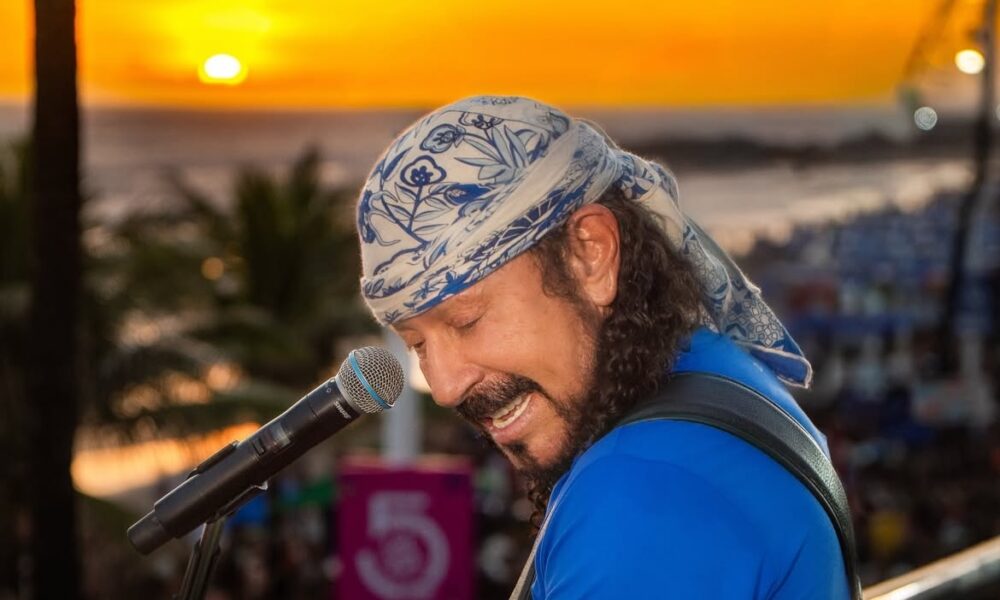 Bell Marques no aniversário de 5 anos da Salvador FM